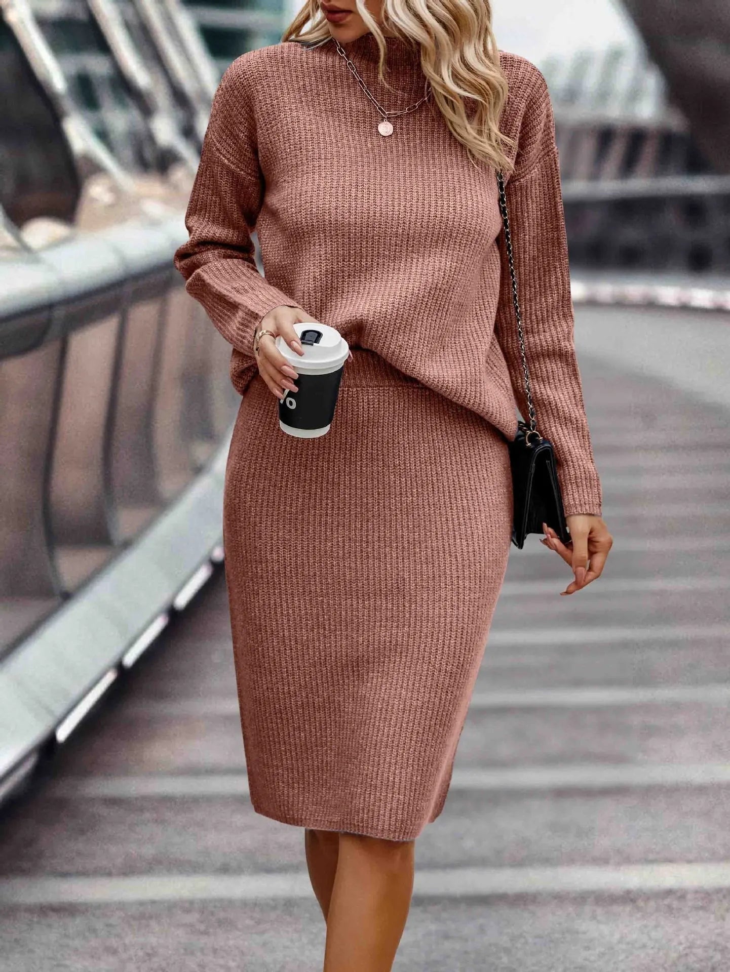 Madalena | Conjunto de Malha Mulher Pullover e Saia Midi