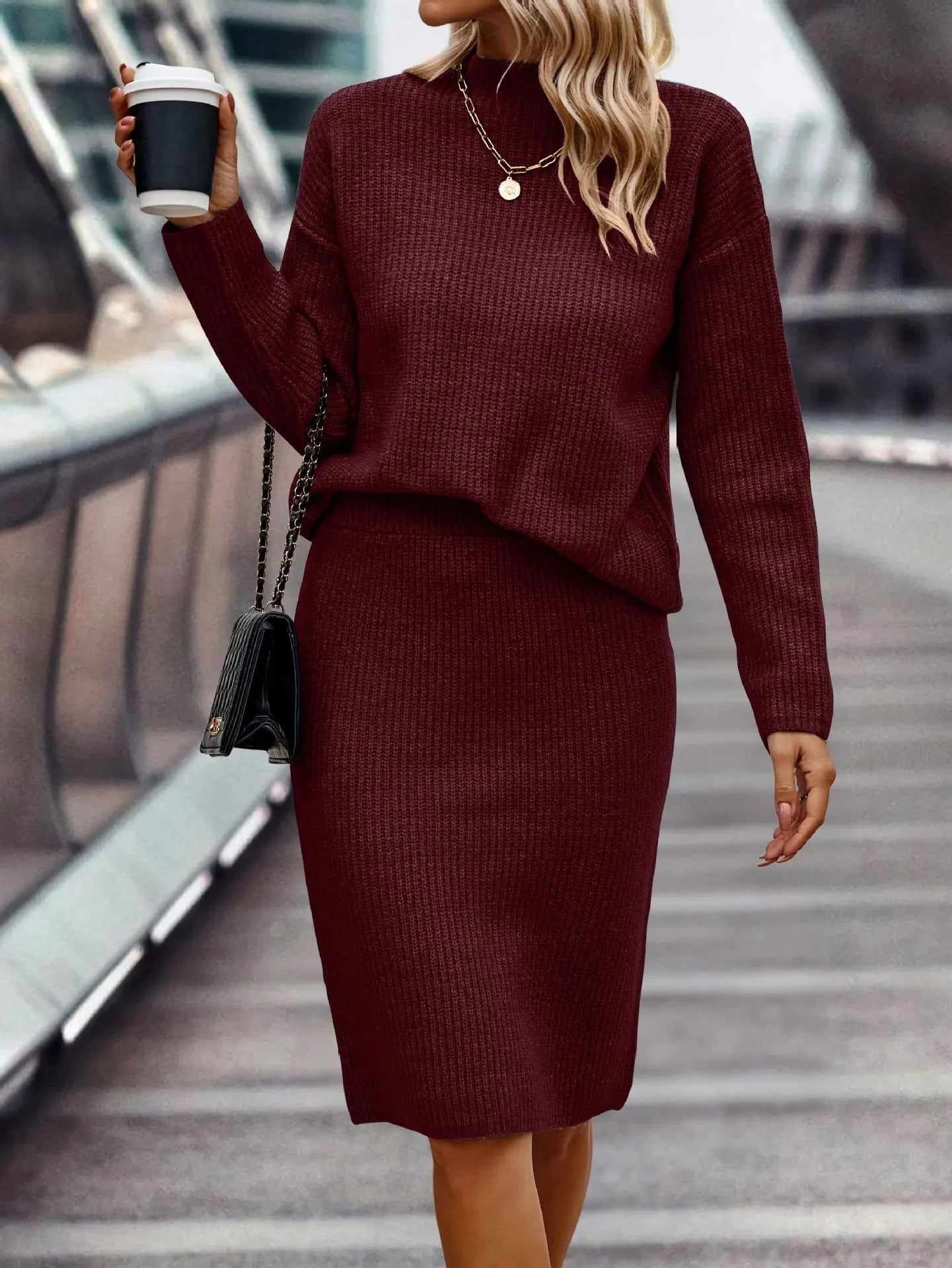 Madalena | Conjunto de Malha Mulher Pullover e Saia Midi