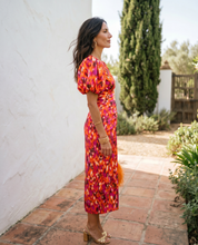 Vestido Sofia — Éloren Lisboa · Detalhe estampado e corte entalhado