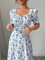 Inês | Vestido Longo Floral com Decote Quadrado e Mangas Bufantes