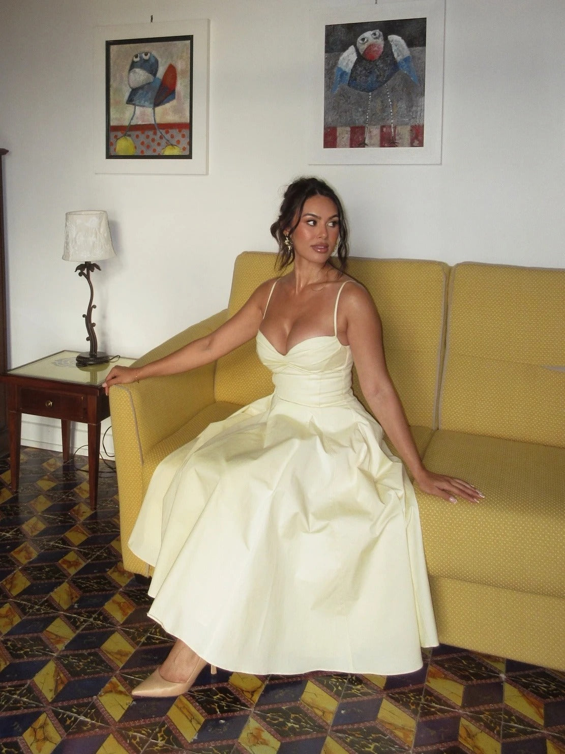 Amélie™ – Vestido Midi de Verão com Decote Coração, Drapeado e Corte Evasê