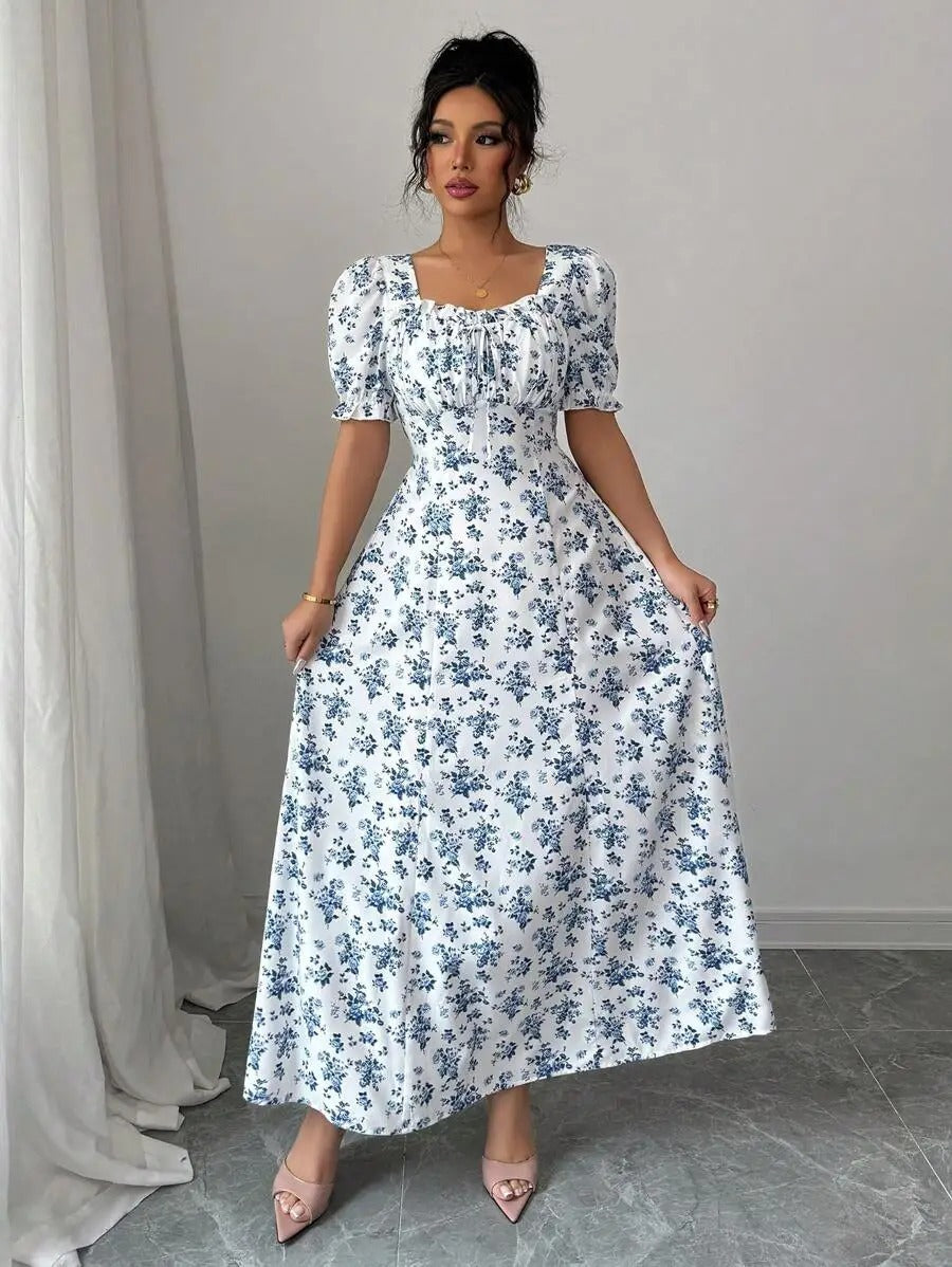 Inês | Vestido Longo Floral com Decote Quadrado e Mangas Bufantes