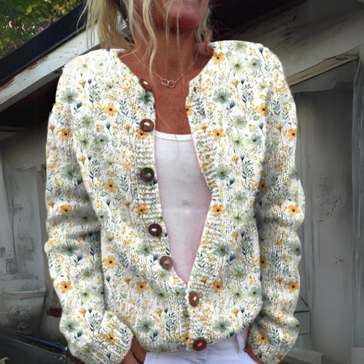 margarida-casaco-de-malha-estampado-floral-mulher-botoes-1.jpg