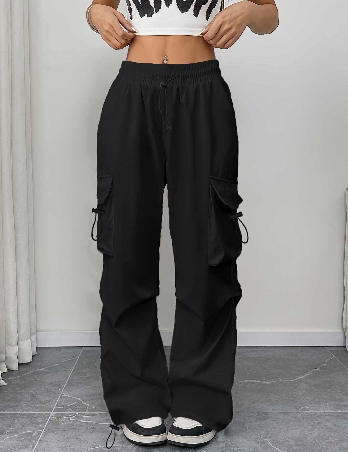 nuria-calcas-cargo-mulher-perna-larga-cintura-elastica-2.jpg