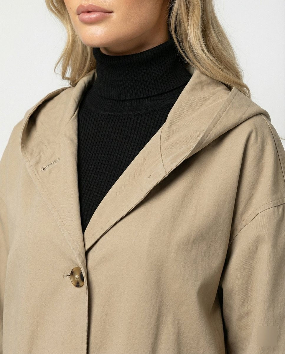 nuria-gabardina-impermeavel-comprida-mulher-com-capuz-2.jpg