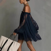 DINA - VESTIDO MINI COM OMBROS DESCUBERTOS EM RENDAS PARA MULHER