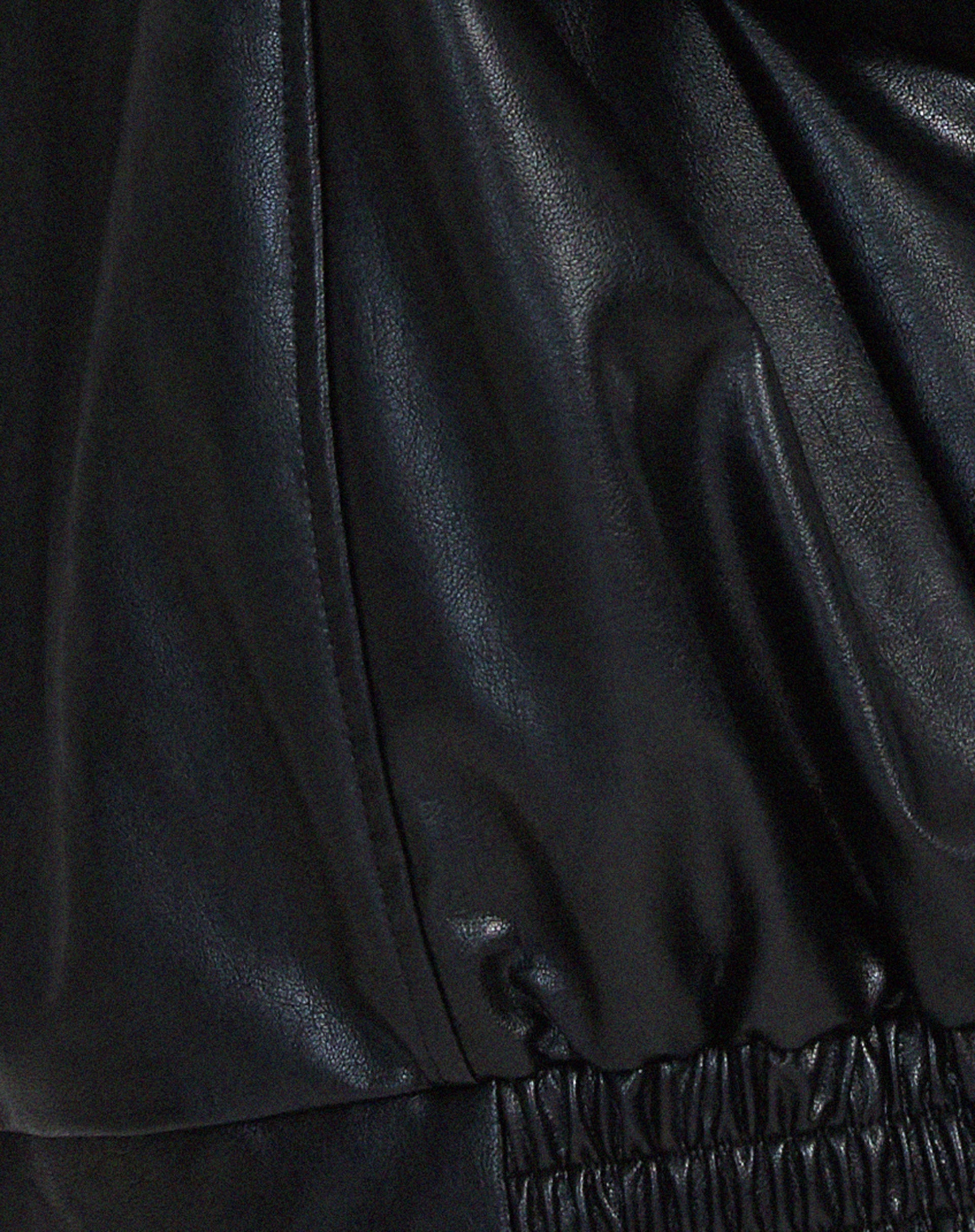 Patrícia | Casaco Couro Mulher Oversize Fecho Zip