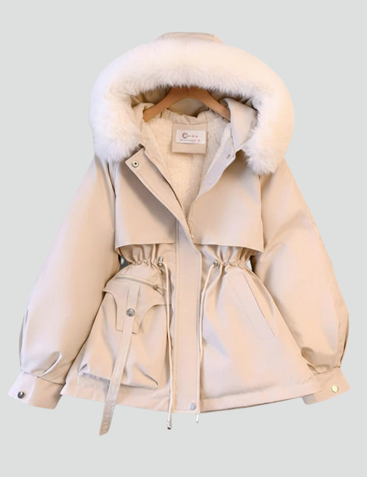 sofia-parka-impermeavel-mulher-com-capuz-pelo-e-cordao-de-ajuste-1.jpg