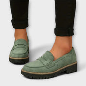 Leonor | Mocassins de Cano Alto em Preto e Bege, do 36 ao 42