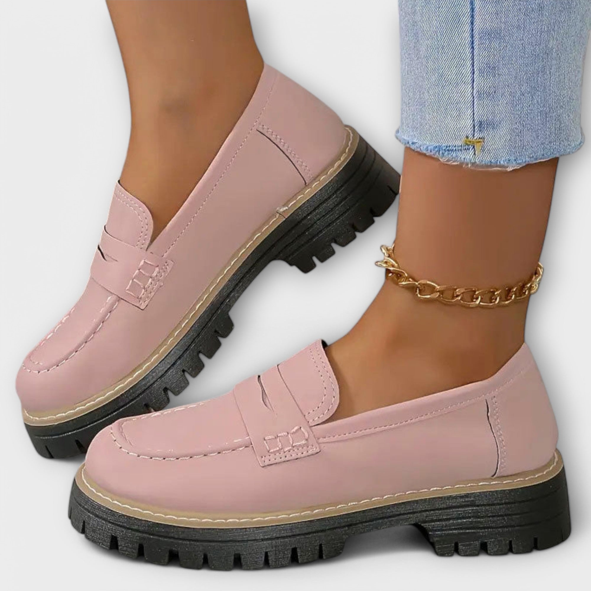 Leonor | Mocassins de Cano Alto em Preto e Bege, do 36 ao 42