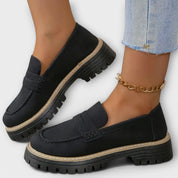 Leonor | Mocassins de Cano Alto em Preto e Bege, do 36 ao 42