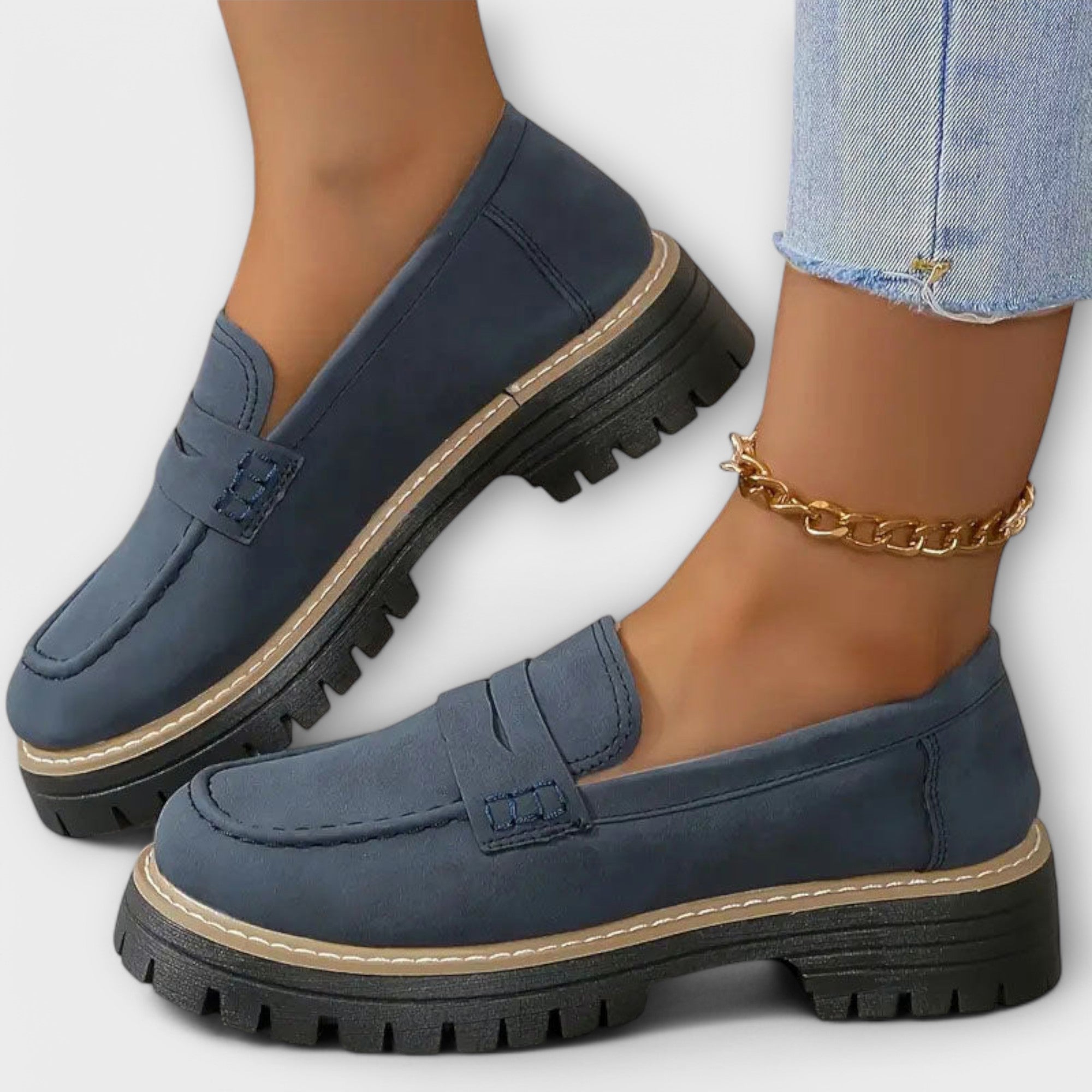 Leonor | Mocassins de Cano Alto em Preto e Bege, do 36 ao 42